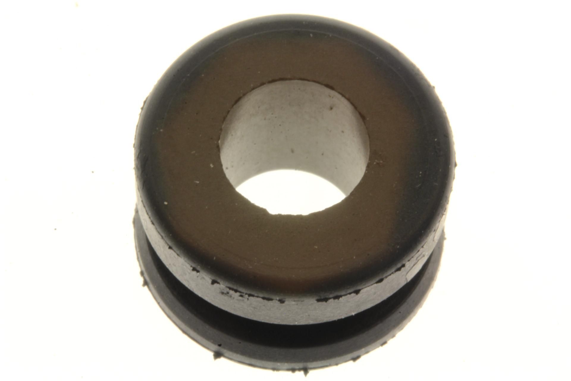 6S5-1111G-00-00 MOUNT RUBBER