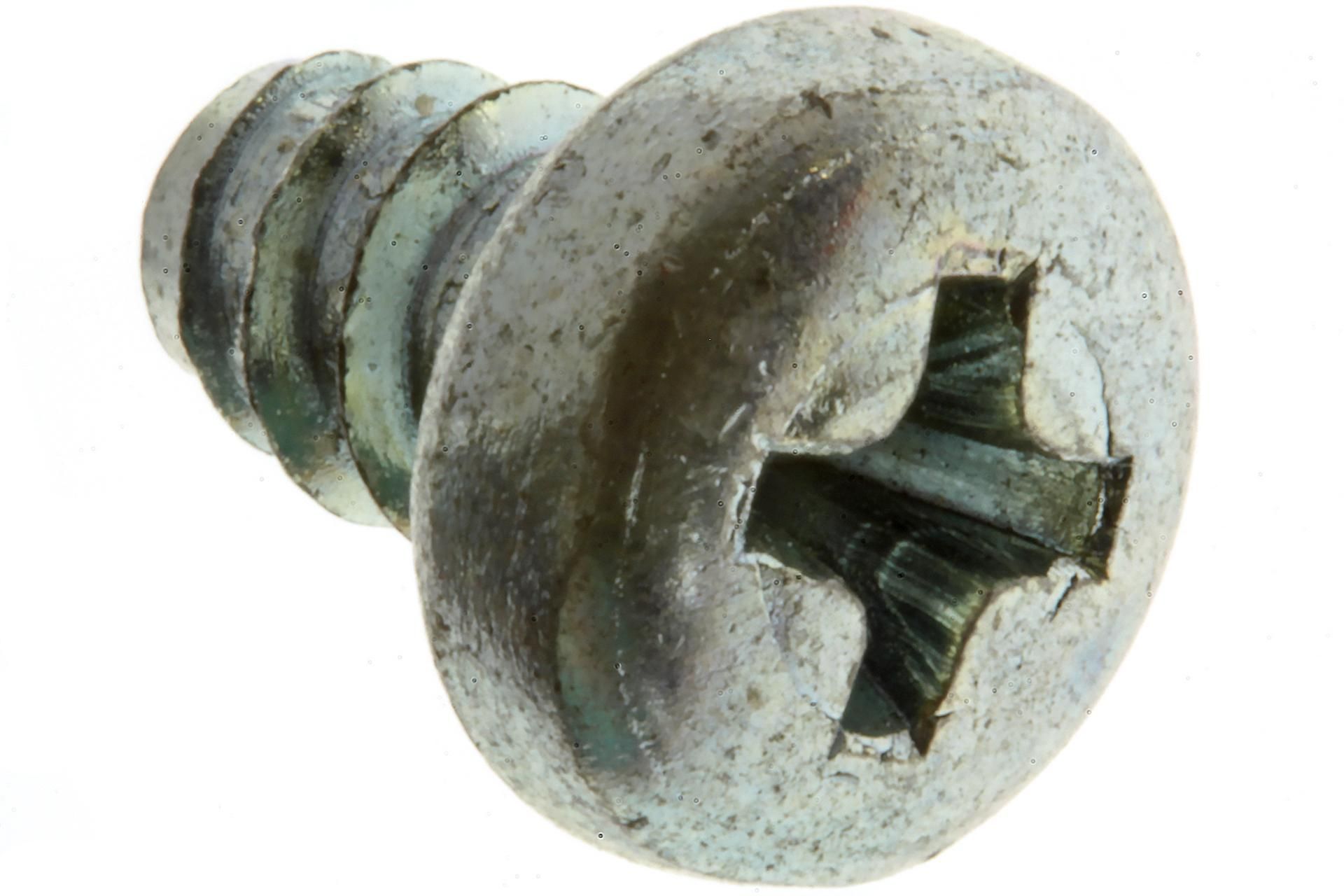 93901-25010 TAPPING SCREW