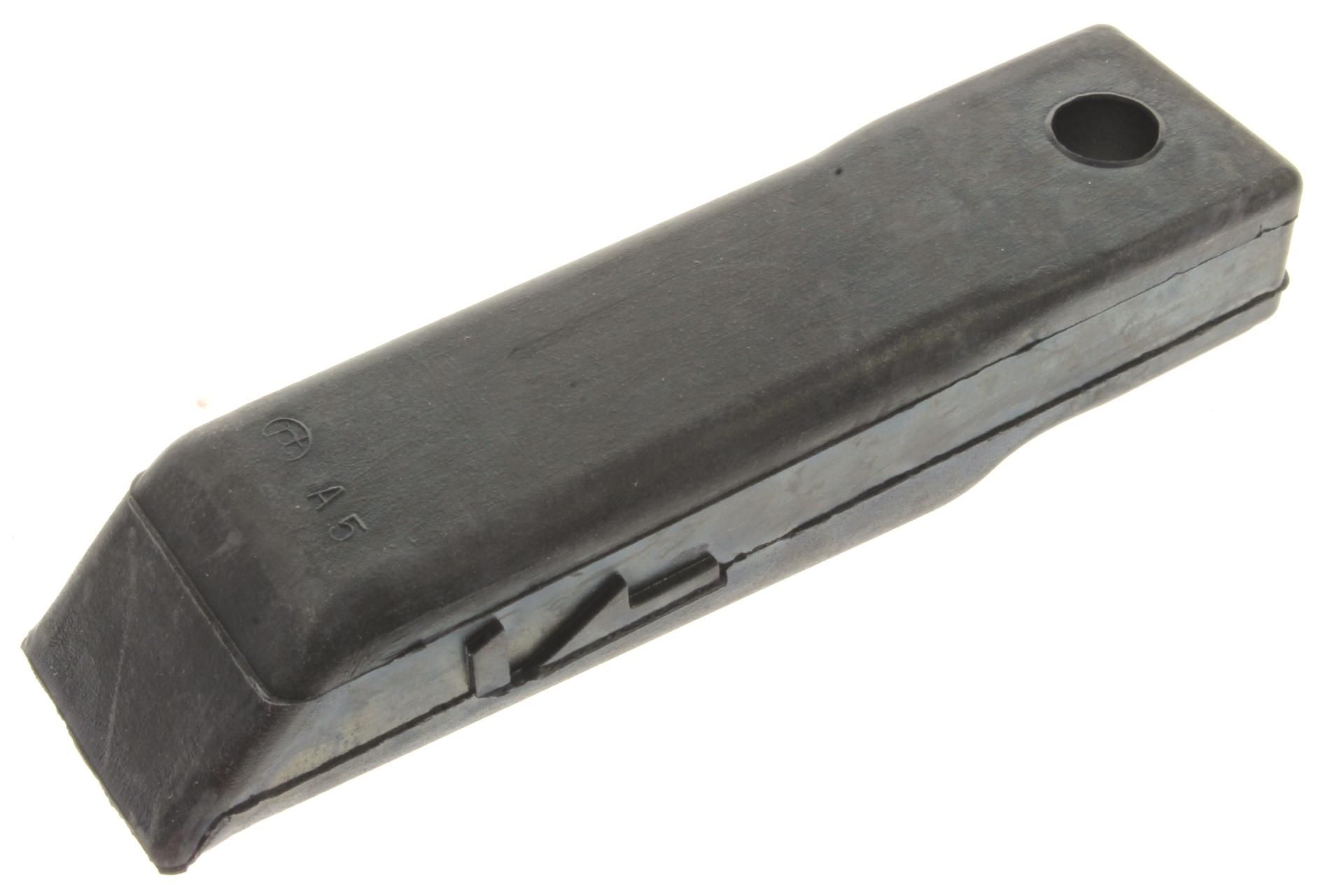 50548-KW3-000 RUBBER, SIDE STAND