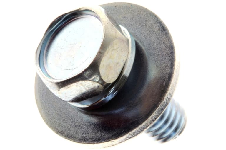 09118-060B7 Superseded by 09118-06017 - BOLT 6X16