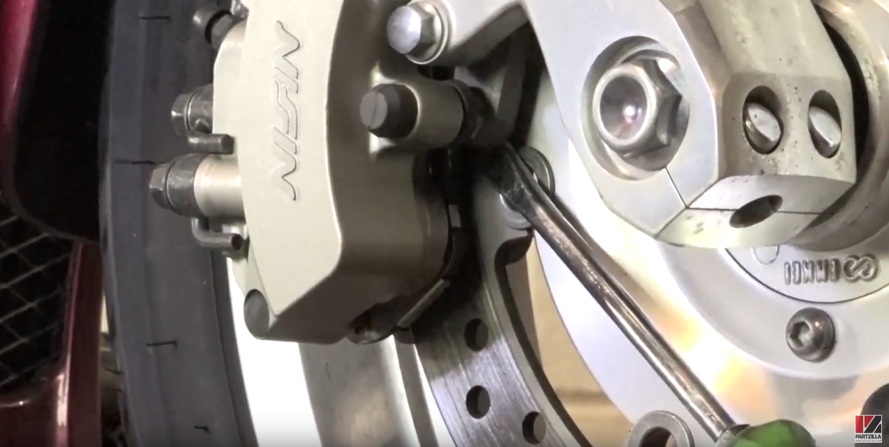 Honda VTX1800 front brake pads replacement