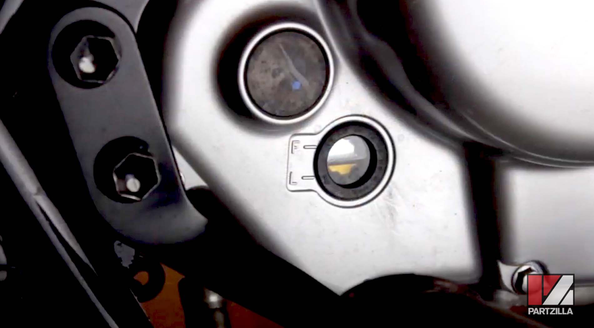 Suzuki motorcycle oil level sight glass
