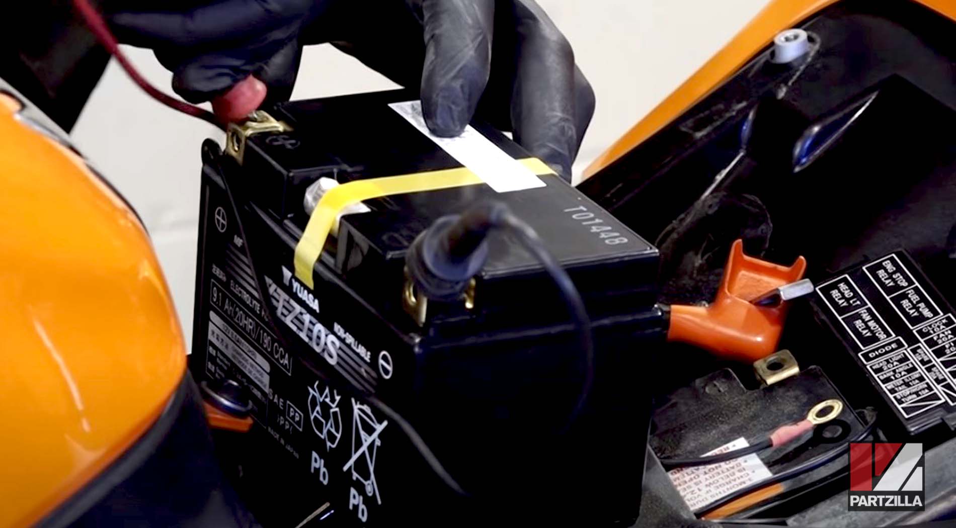 Motorcycle charging system battery testing