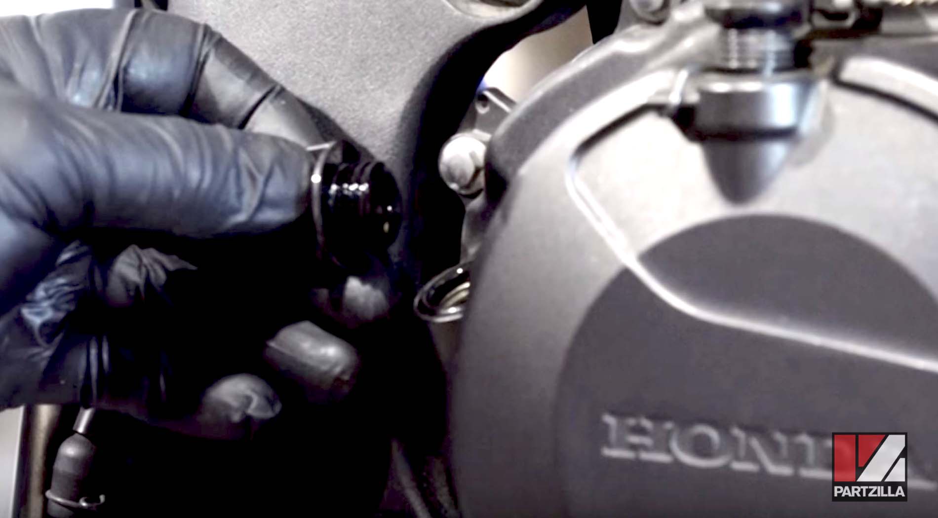 Honda CBR600RR oil change service