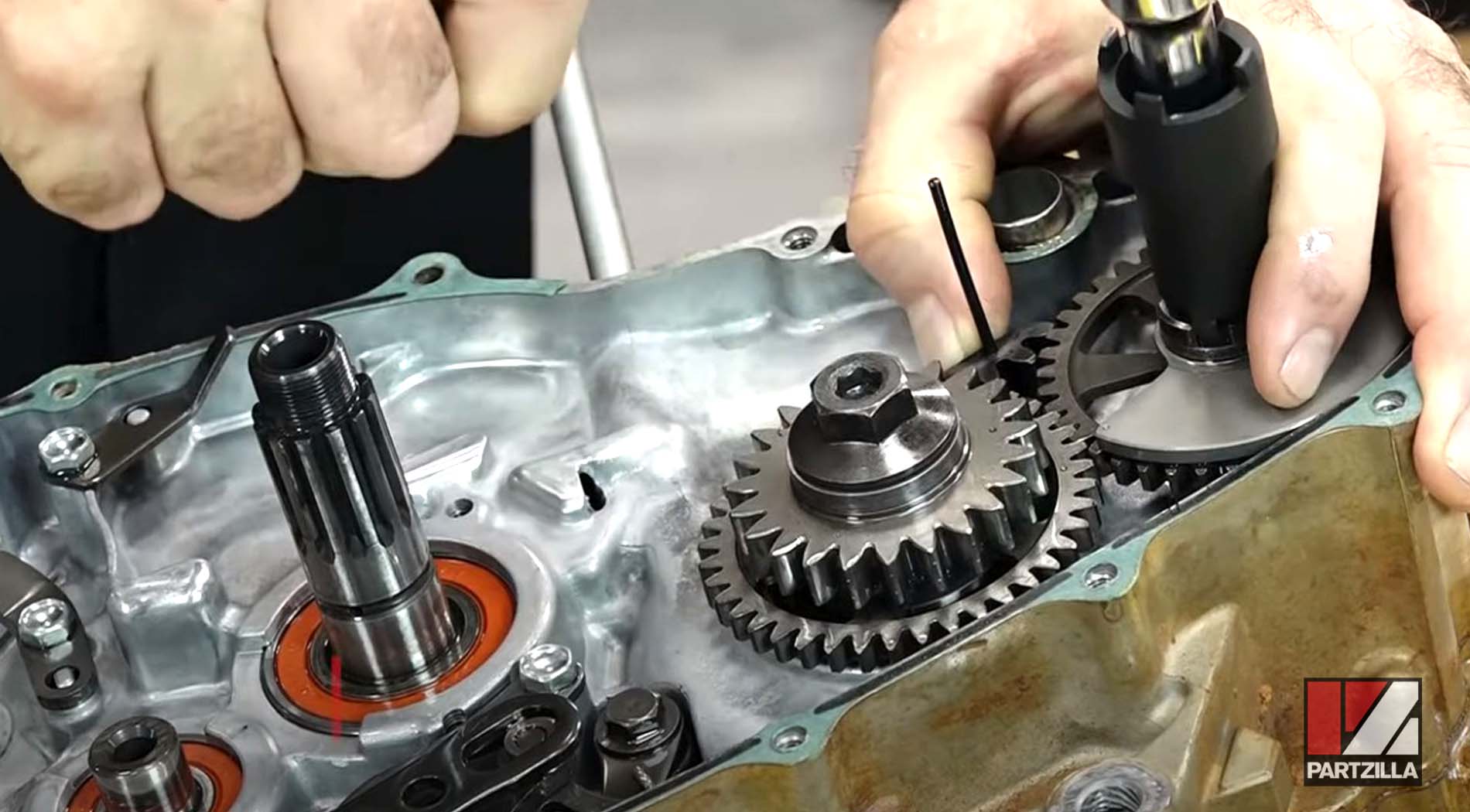 Honda CRF450 engine disassembly bottom end