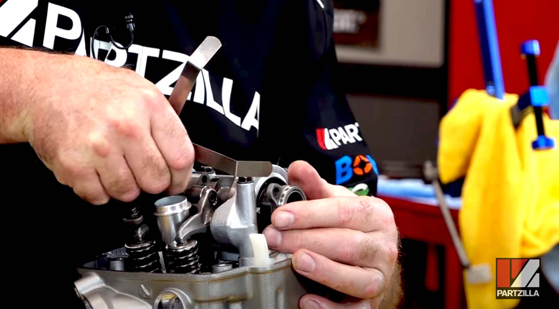 Honda CRF450 engine valve clearance check