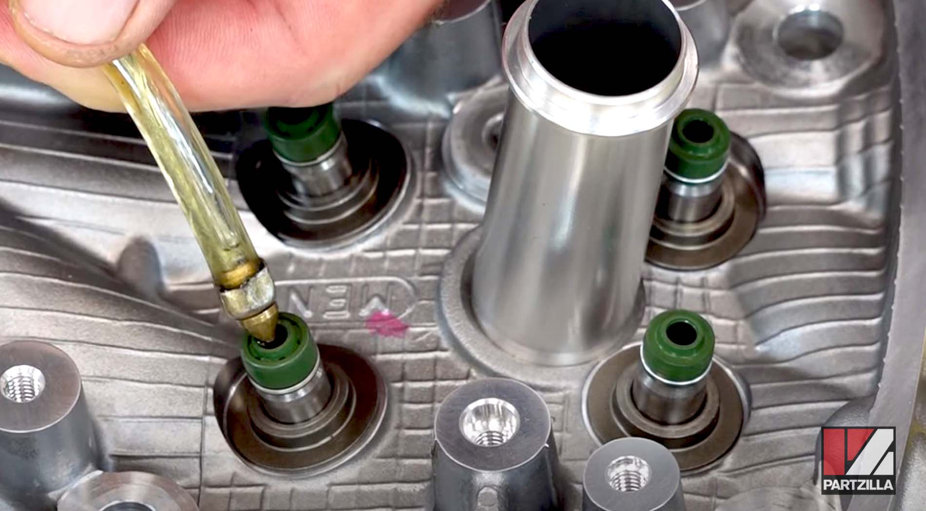 Honda CRF450 engine rebuild valve stem seals
