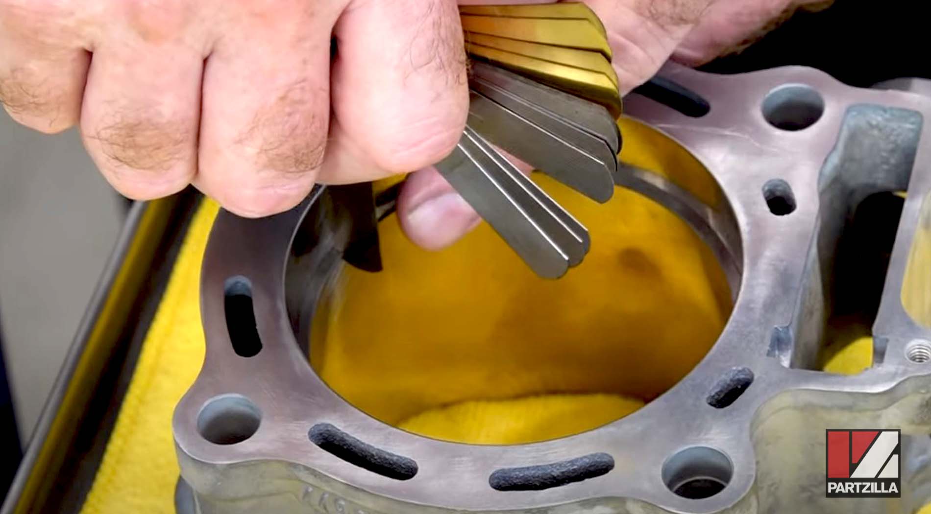 Honda CRF450 piston installation ring gap measuring