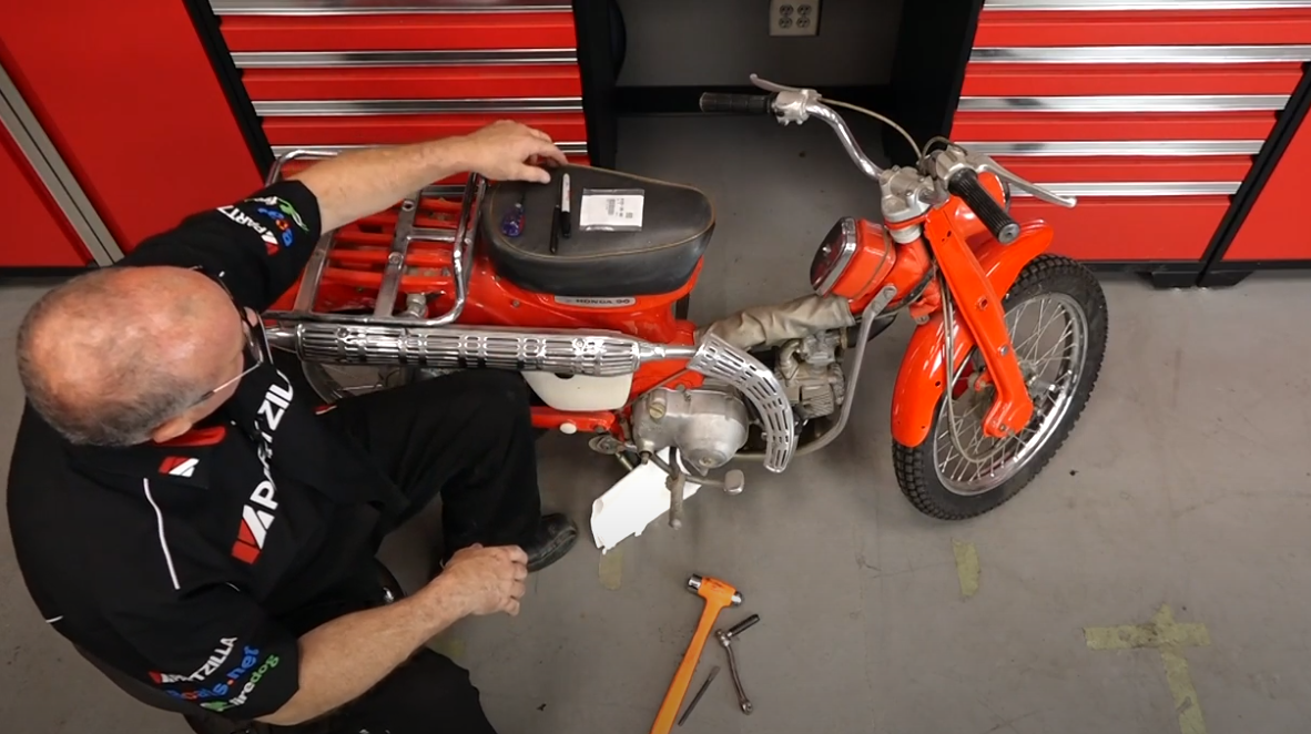 Honda motorcycle kickstart seal replacement