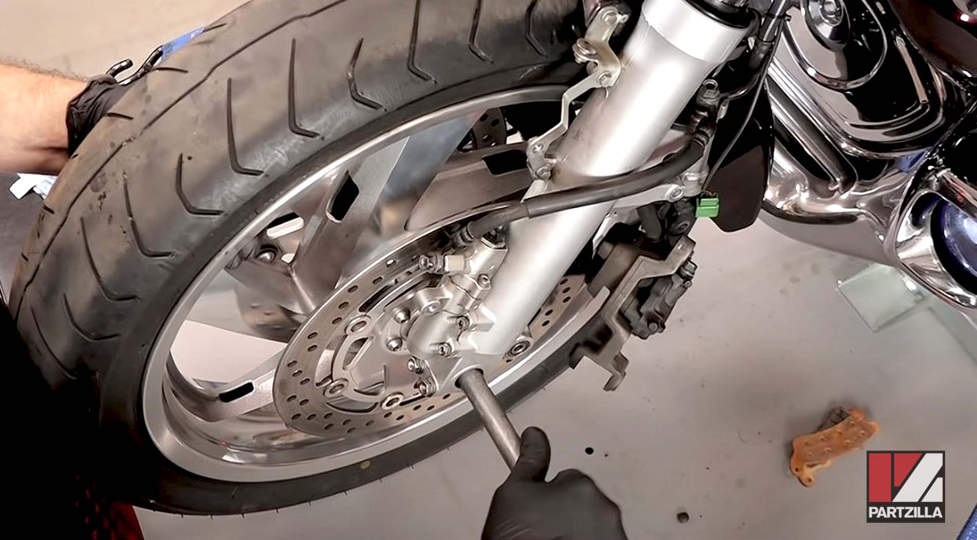 Honda Goldwing GL1800 brakes rubbing sound