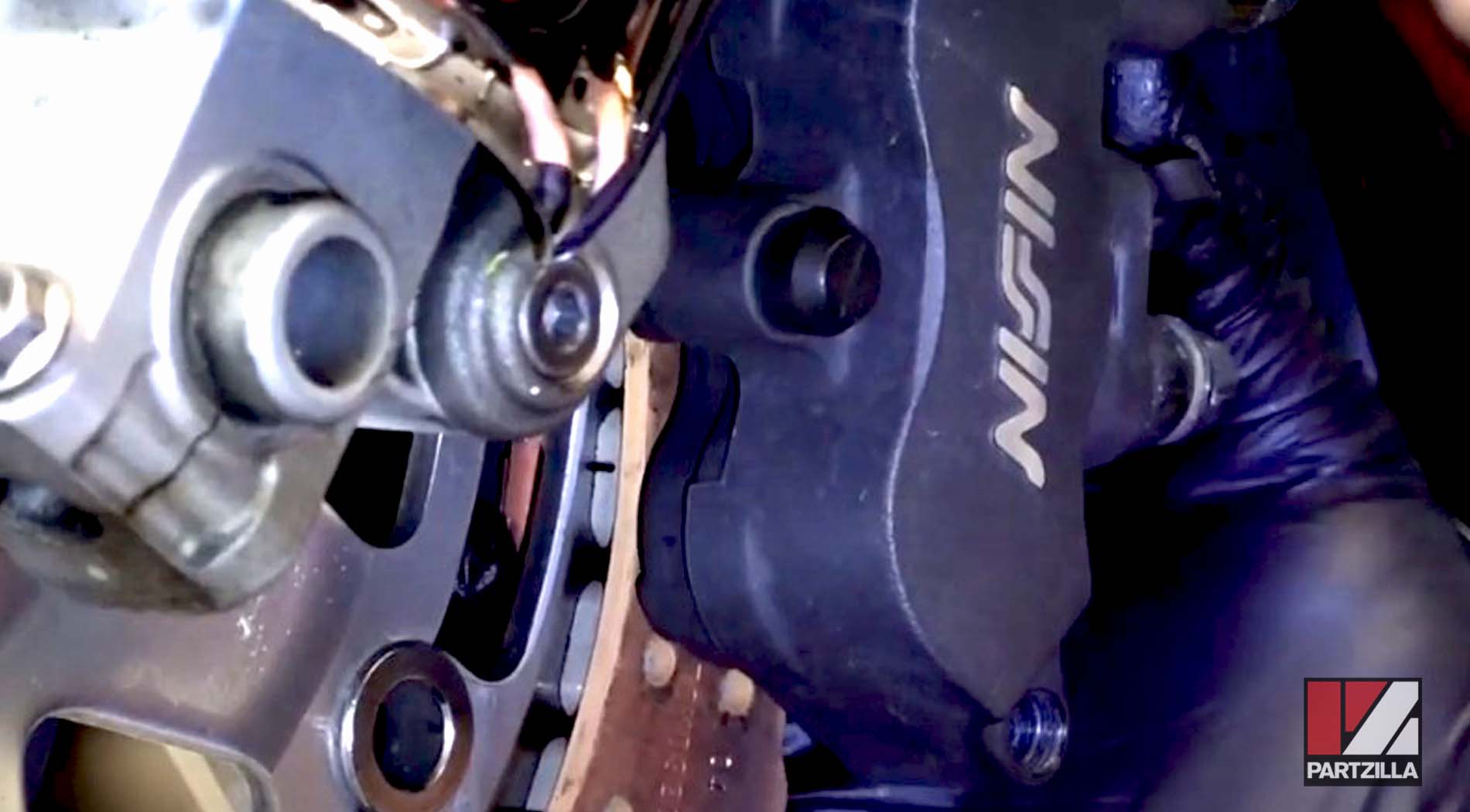 Honda Goldwing 1800 front brake pads installation