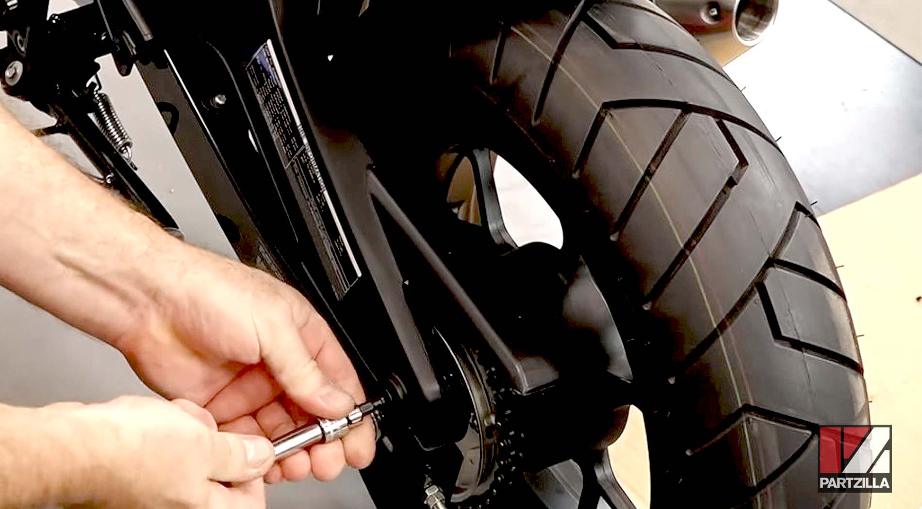 2018 Honda Grom ABS 125 Ohlins aftermarket suspension upgrades shock absorber removal