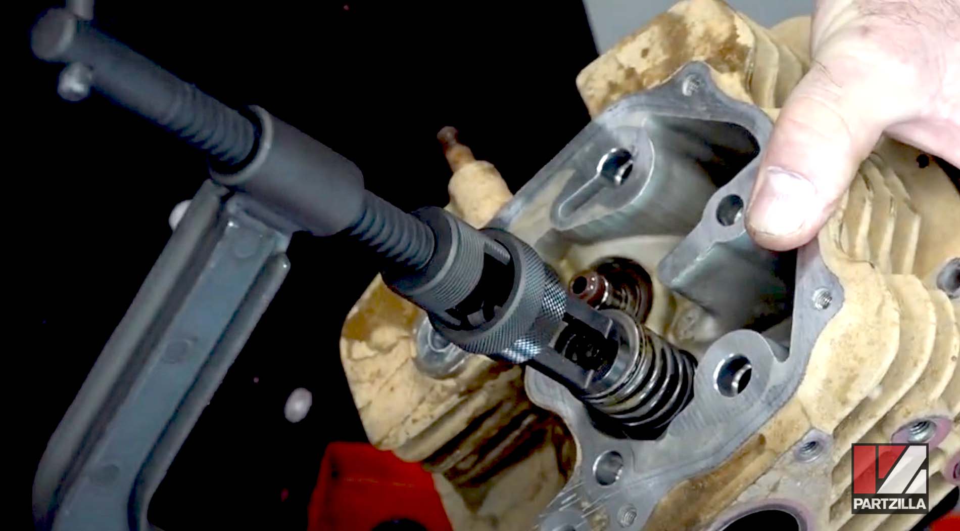Honda TRX350 top end rebuild valve springs installation
