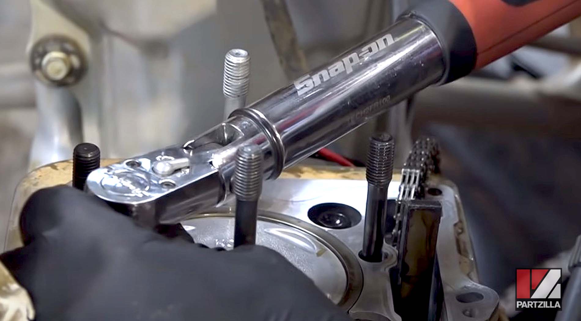Honda TRX400 engine rebuild cylinder head installation