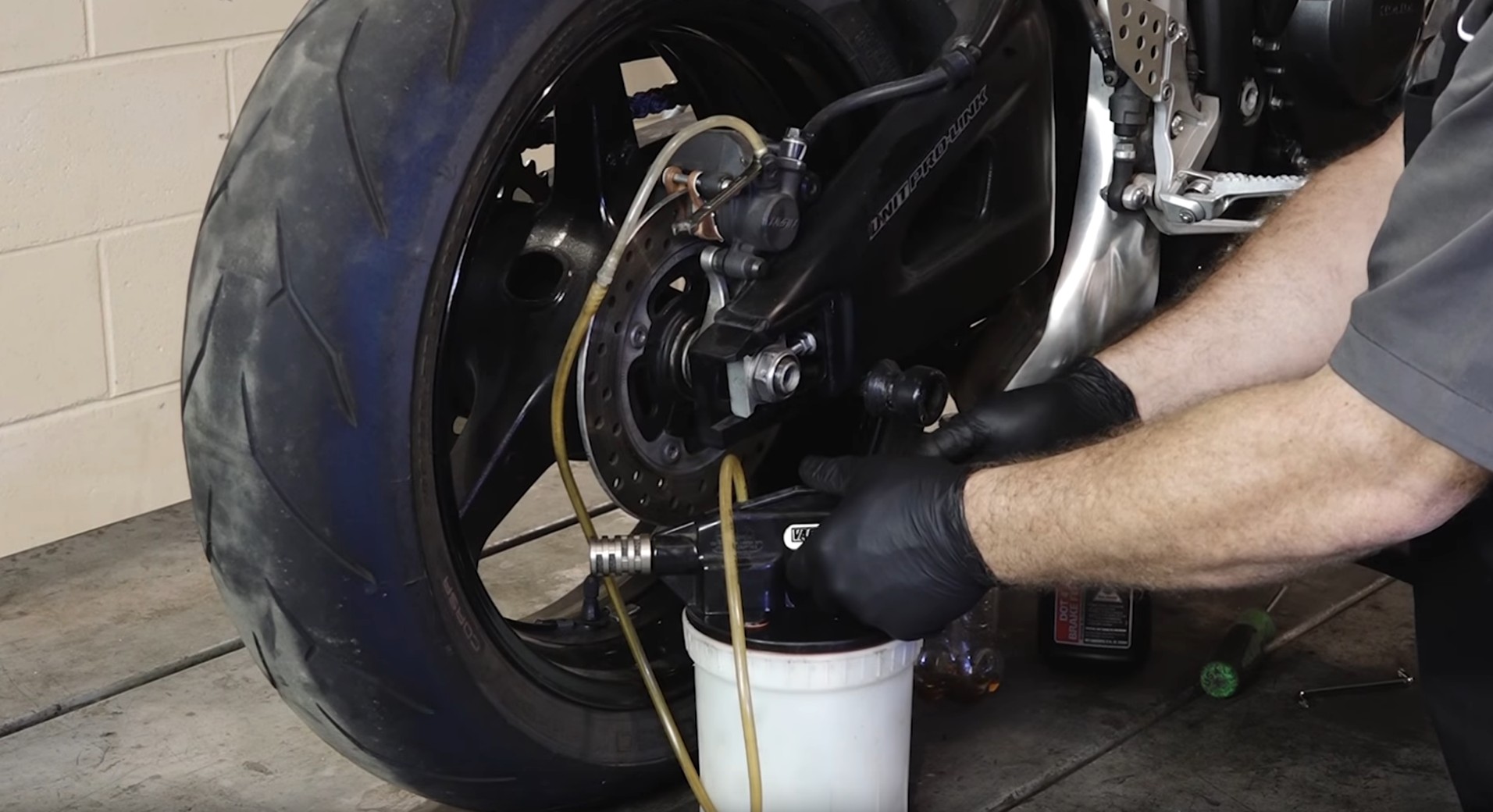 Honda CBR 600RR rear brake bleed vacuum method