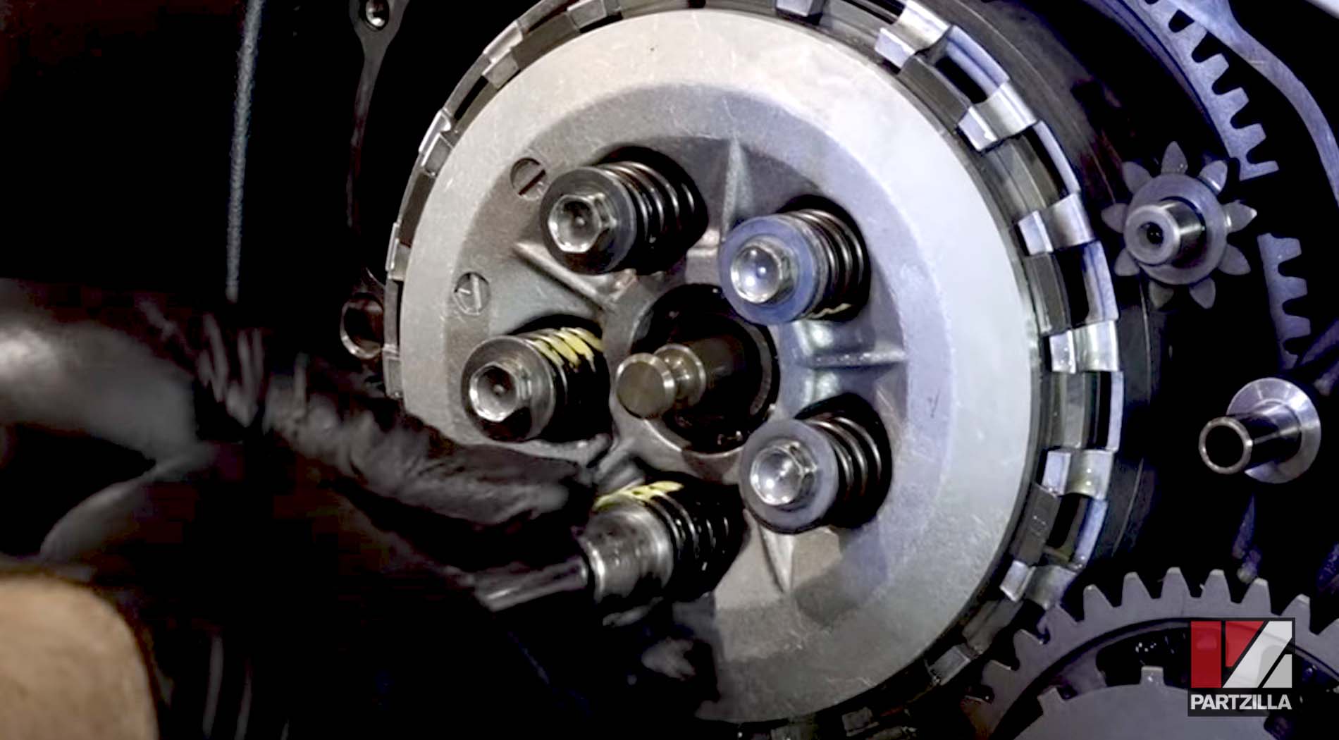 Honda CBR600 clutch rebuild springs installation