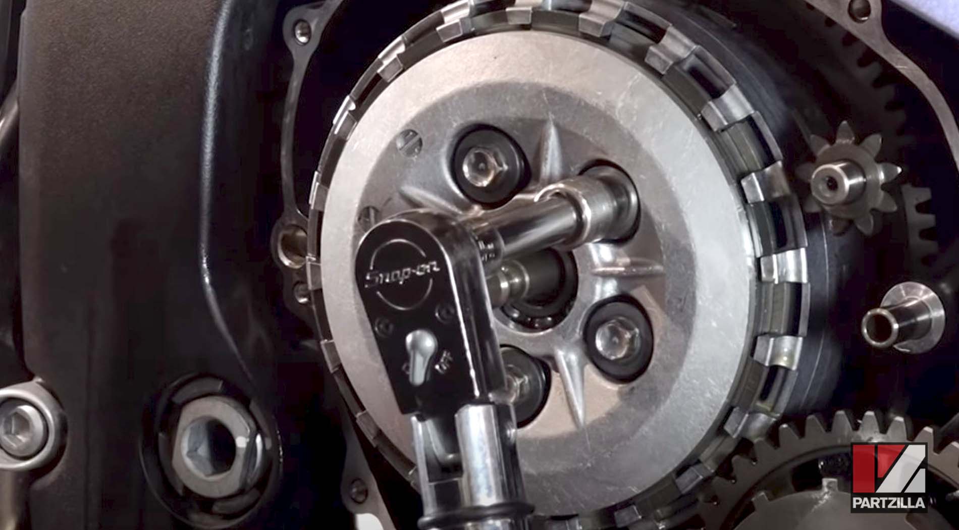 Honda CBR600 motorcycle clutch rebuild springs installation