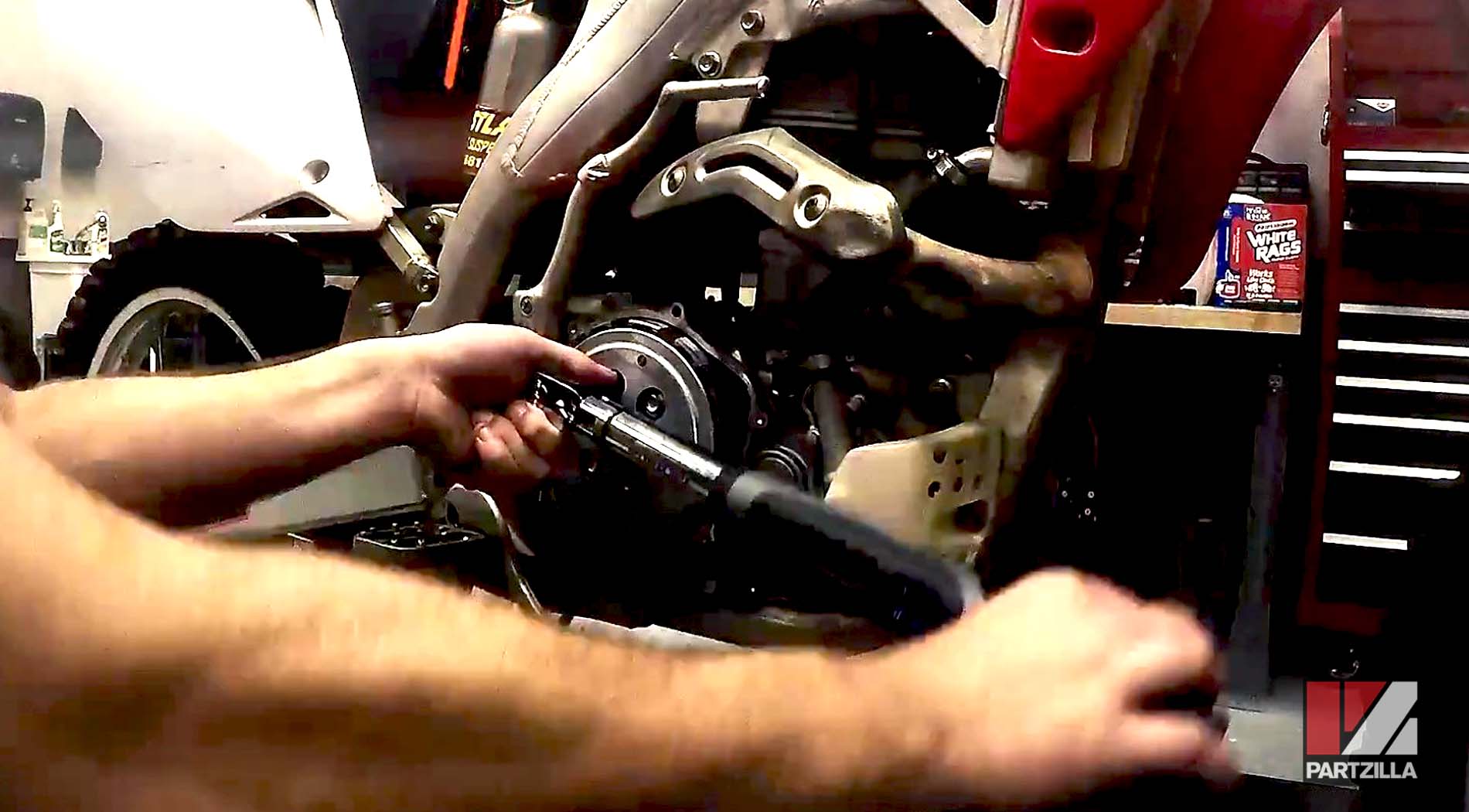 Honda CRF motorcycle clutch spring bolts