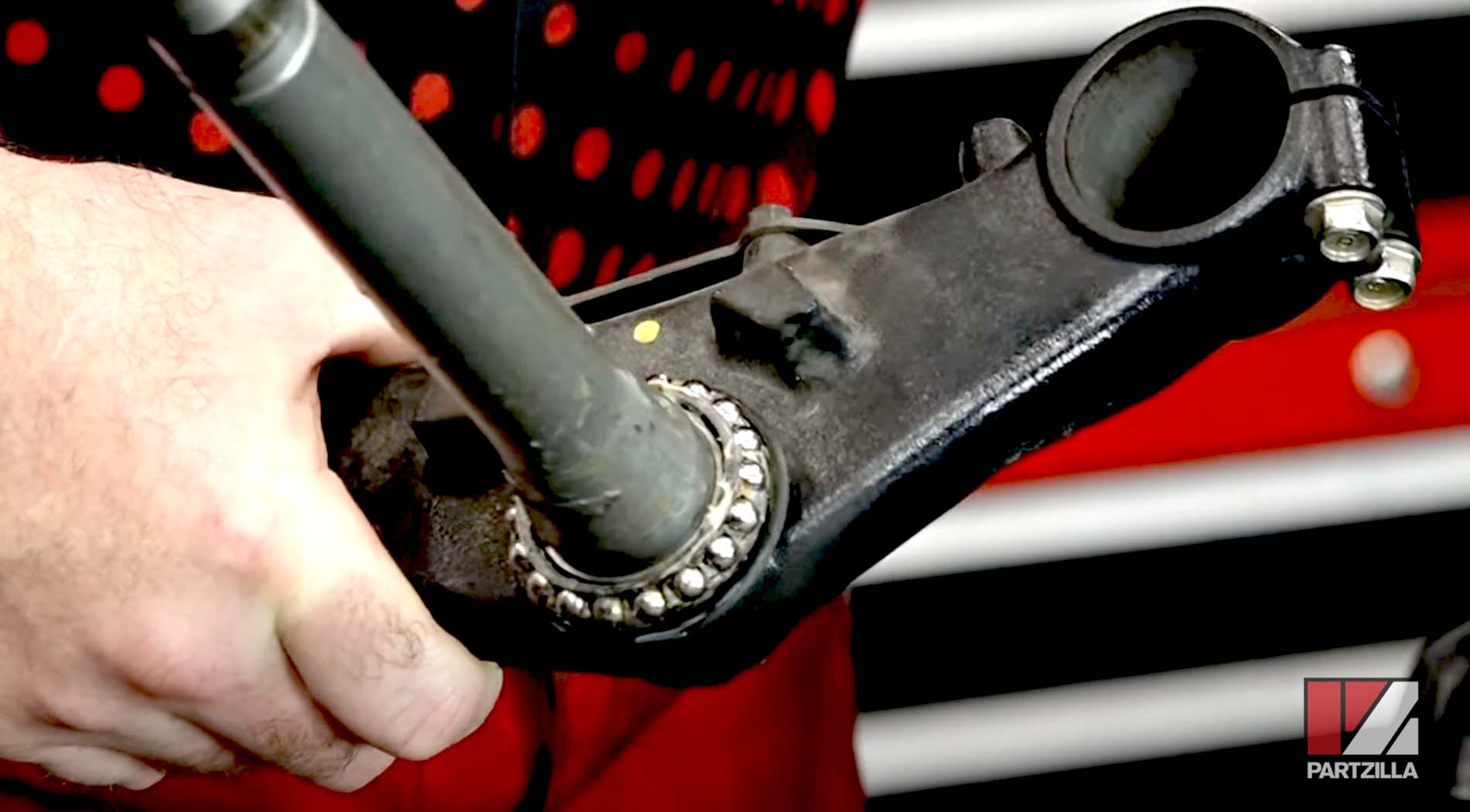 Honda Goldwing steering bearing change stem removal