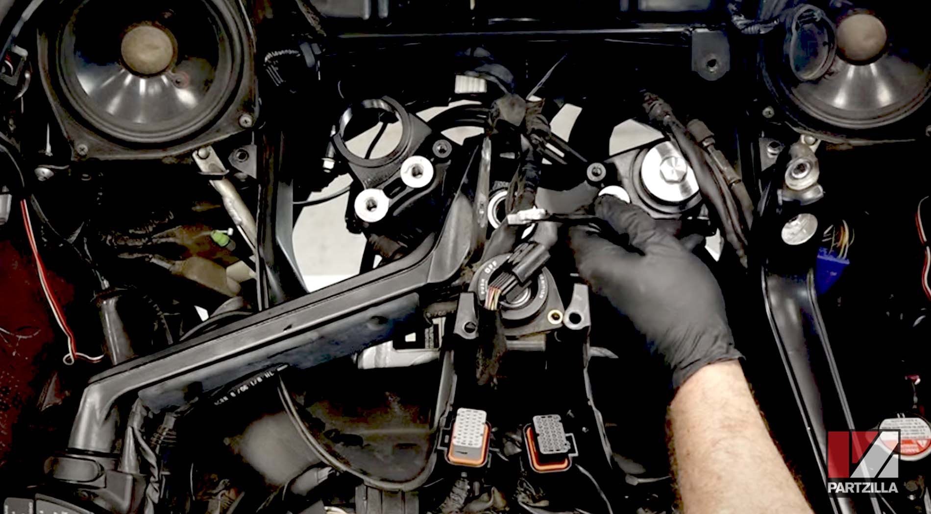 Honda Goldwing GL1800 steering stem bearing change fork installation