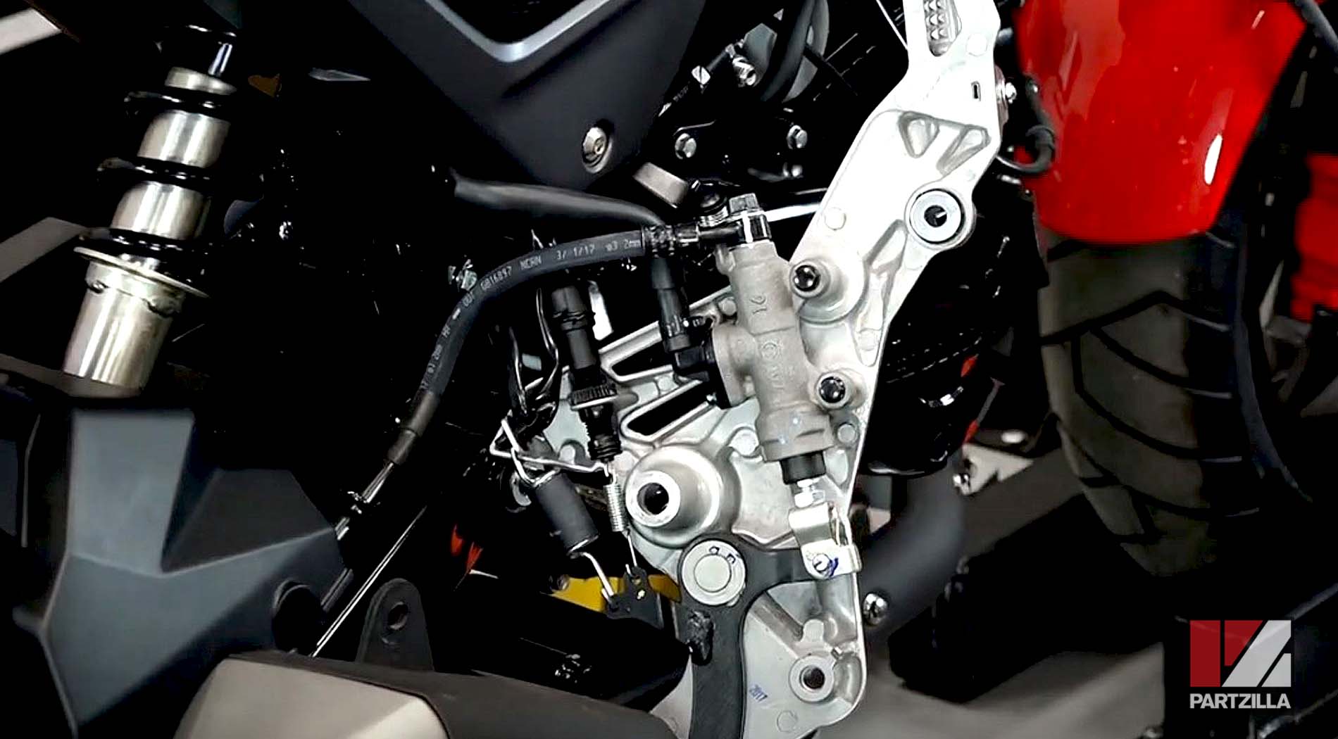 Honda Grom 125 rearset upgrade gearshift removal