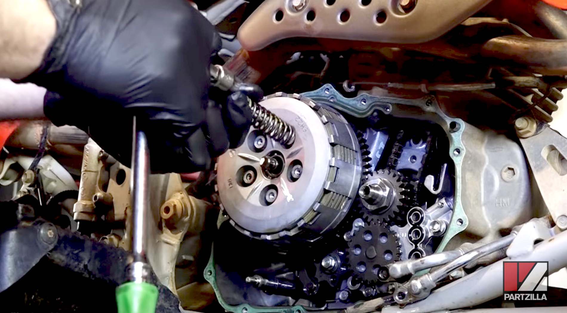 Honda TRX400 clutch springs removal