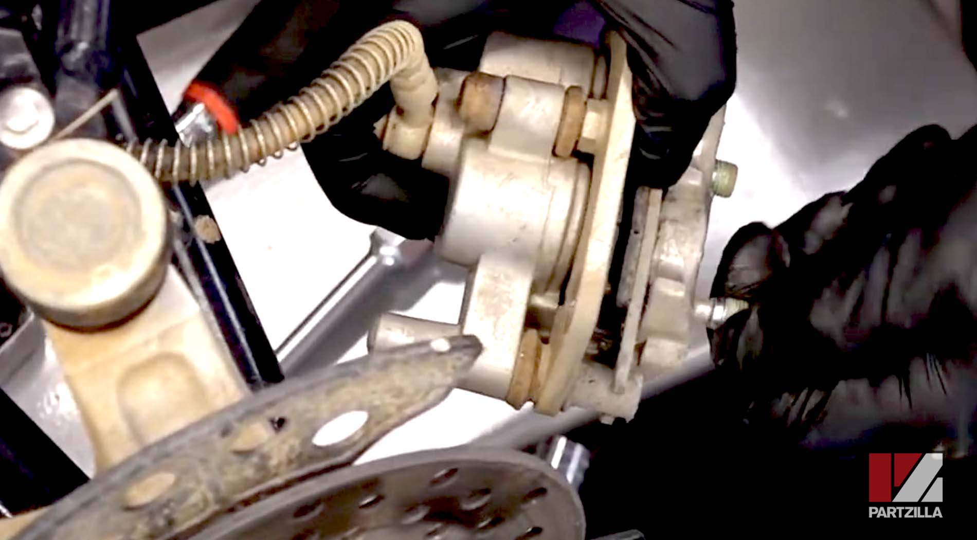 Yamaha YFZ 450R brake pads replacement