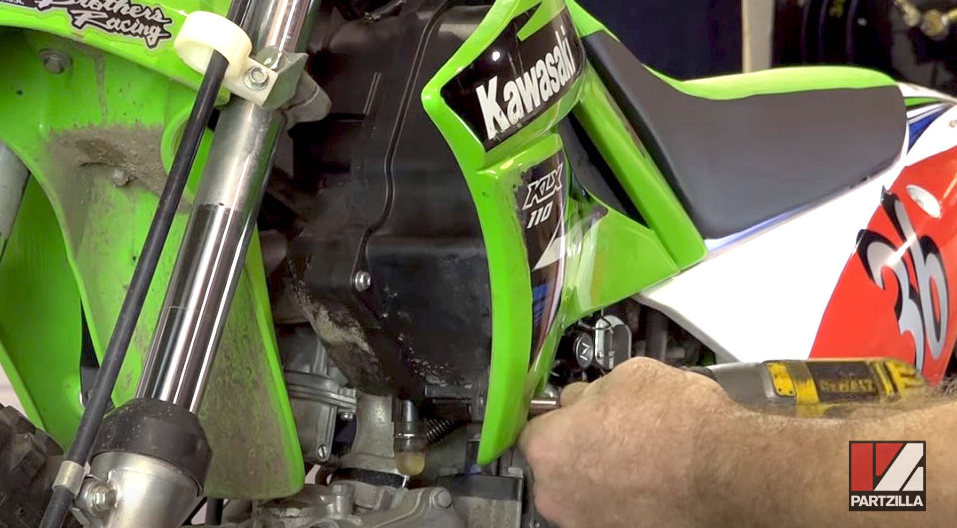 2015 Kawasaki KLX 110 dirt bike air filter change 