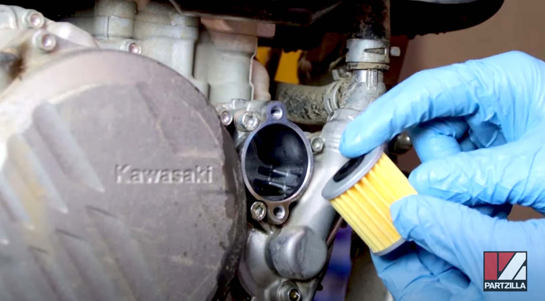 Kawasaki KX250 oil filter replacement
