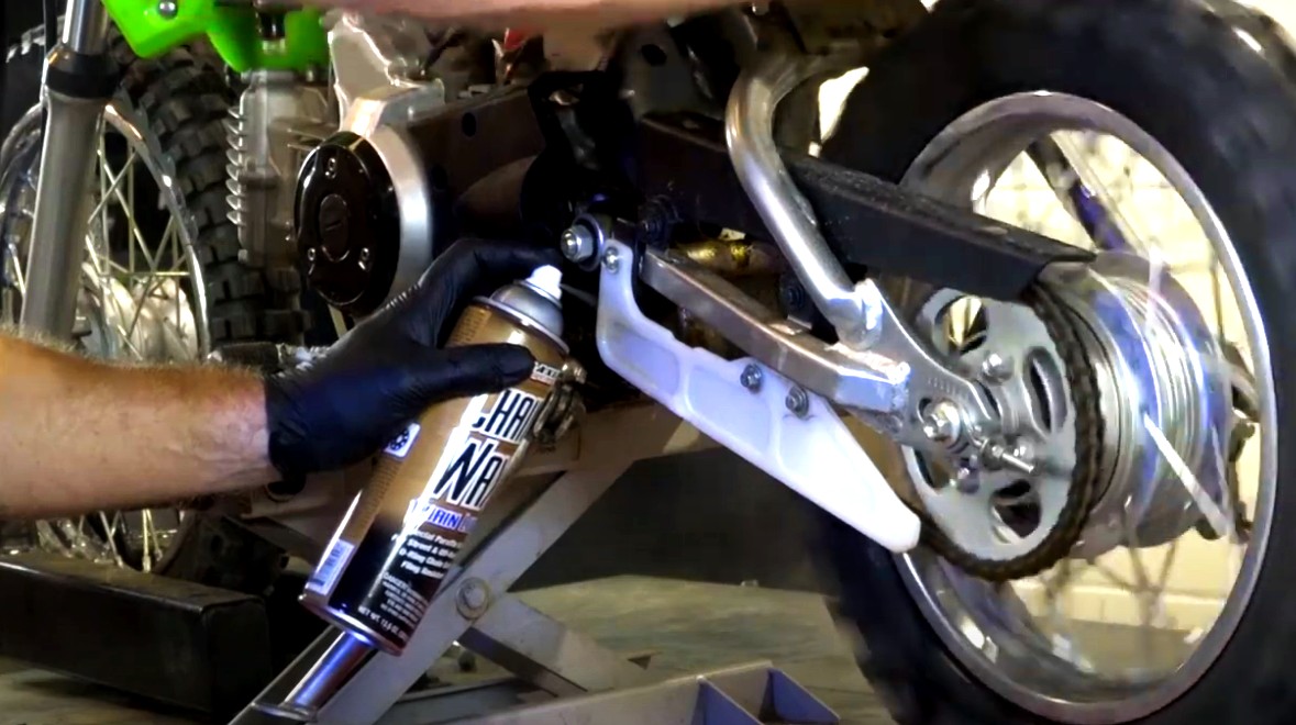 Kawasaki dirt bike chain lube
