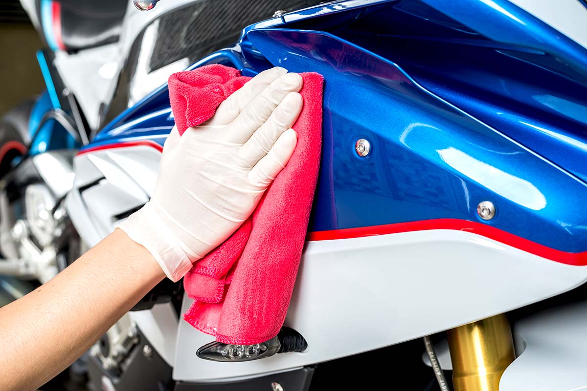 Motorcycle fairings protection tips wax