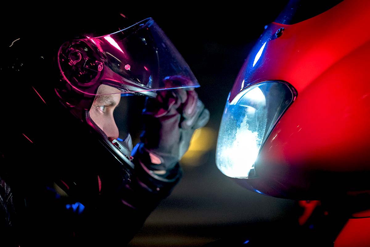 Motorcycle headlight types 