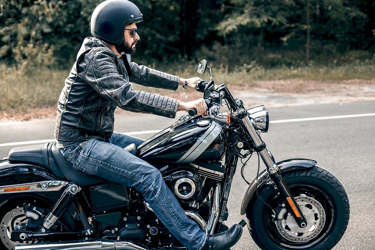 Motorcycle riding jeans: things to know