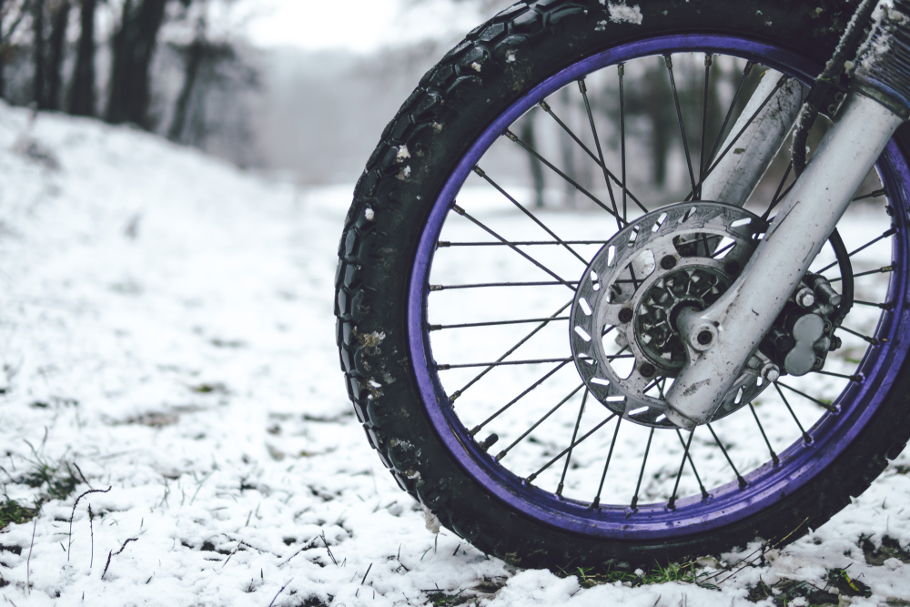 Winter motorcycle night riding tips tire pressure