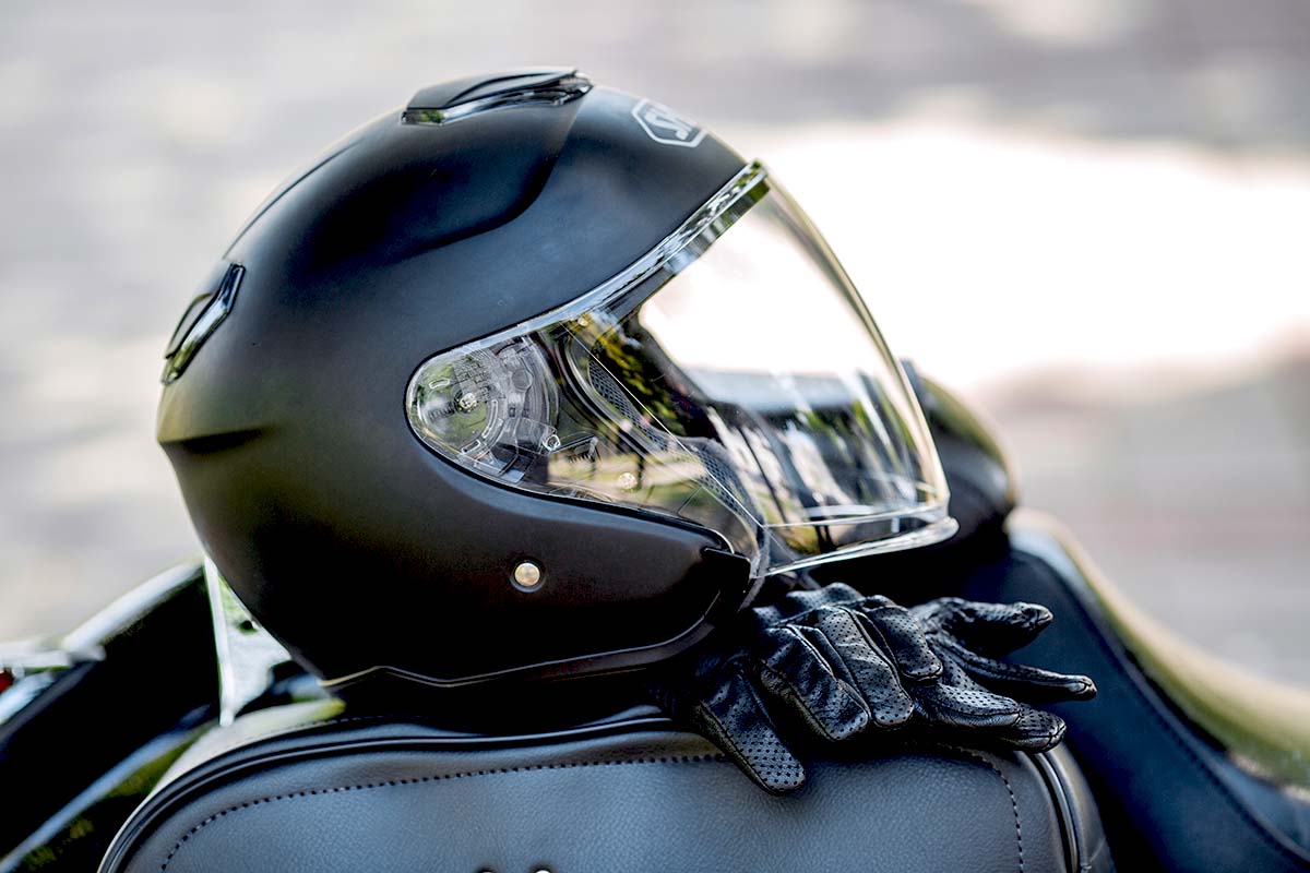 Motorcycle riding safety tips helmet