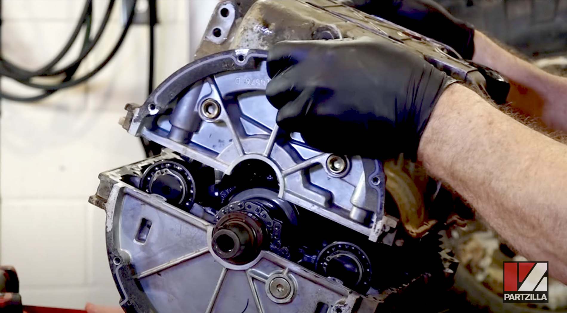 Polaris Sportsman 850 engine rebuild crankcase removal