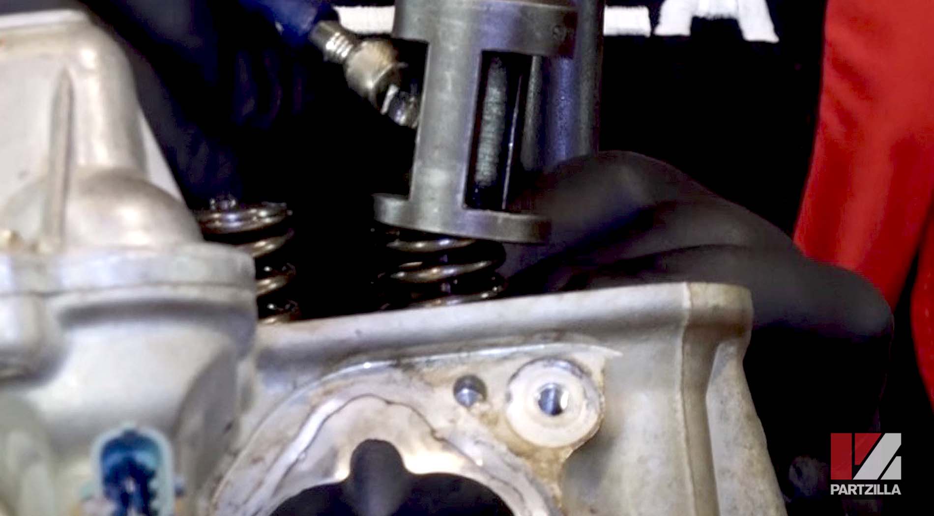 Polaris Sportsman 850 engine rebuild valve removal