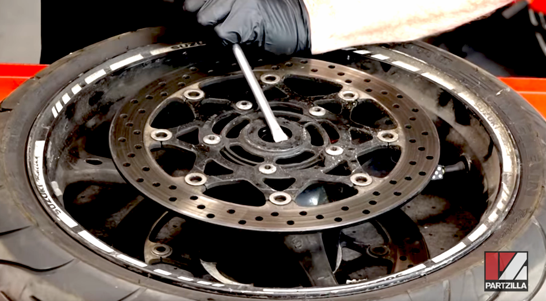 Suzuki GSXR 1000 front wheel bearing seal removal