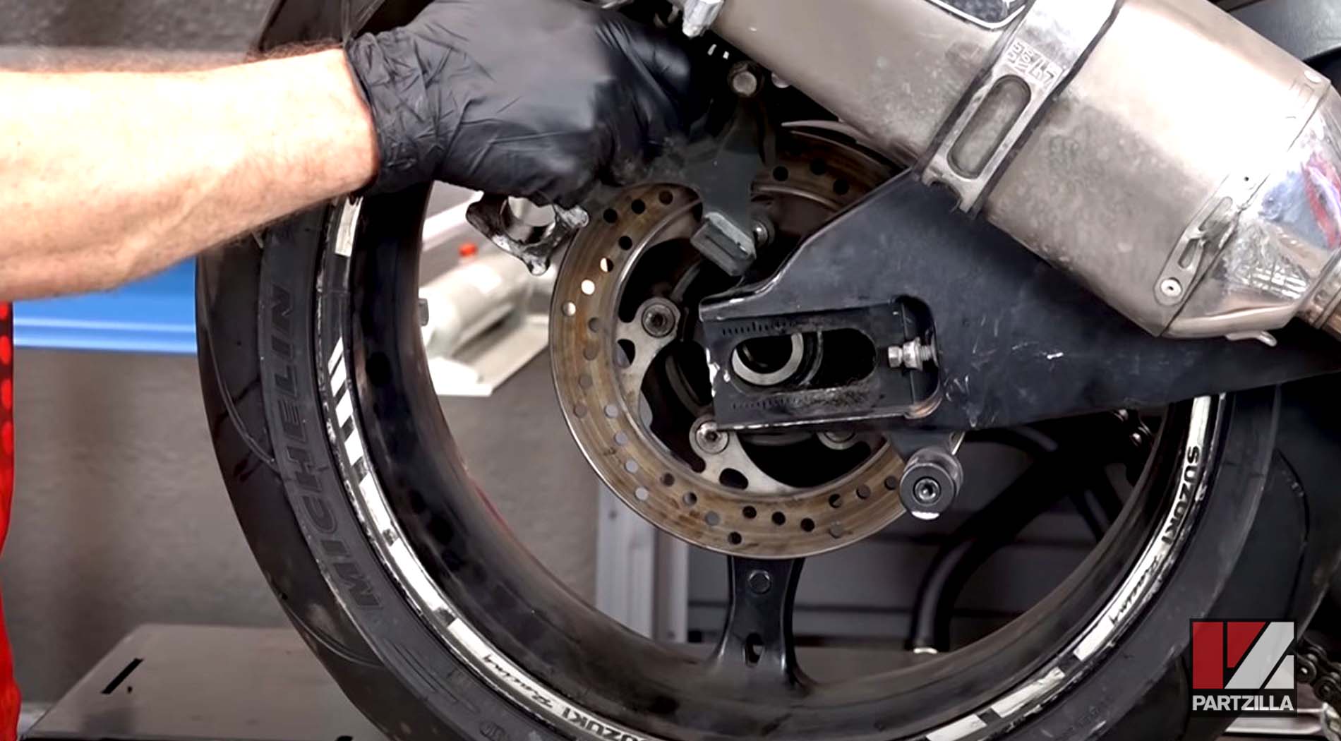 Suzuki GSX-R wheel bearing change 
