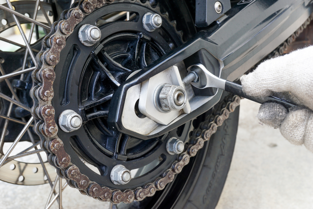 Motorcycle chain adjustment bolts