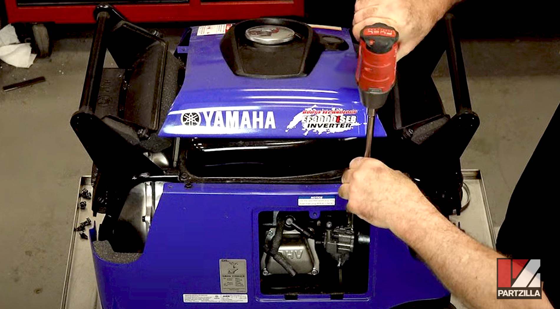 How to remove Yamaha EF3000iSEB generator carb