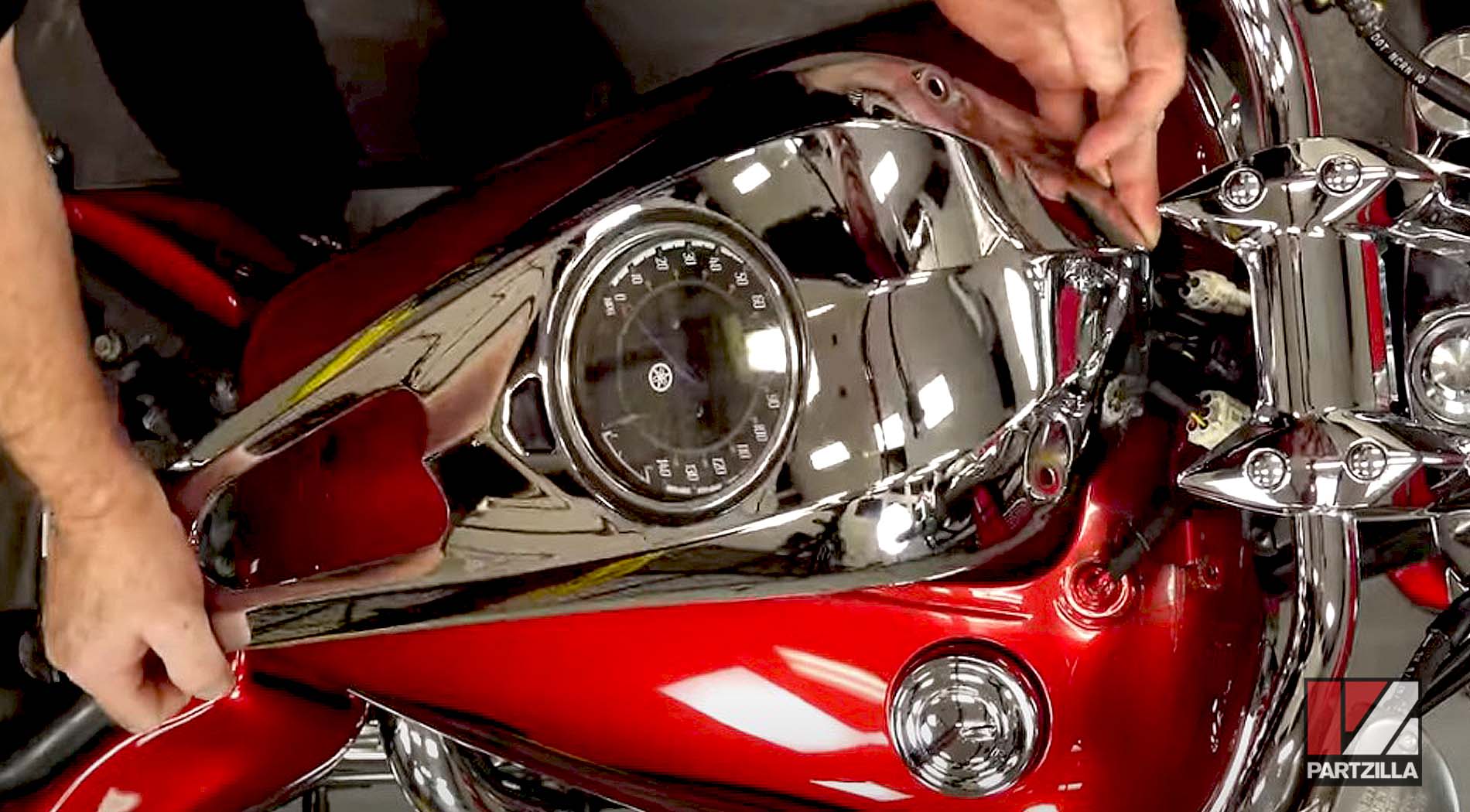 Yamaha Raider motorcycle spark plugs change