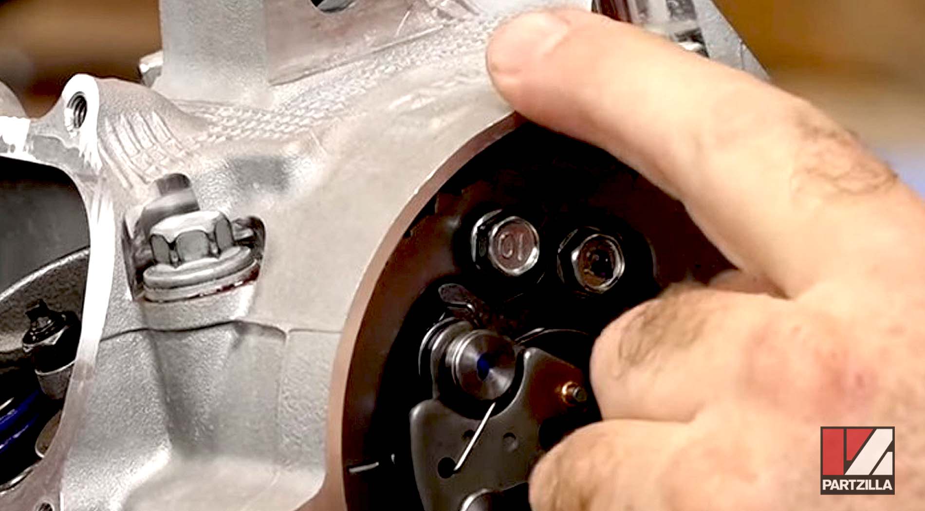 Yamaha Raptor 700 ATV valve adjustment and timing