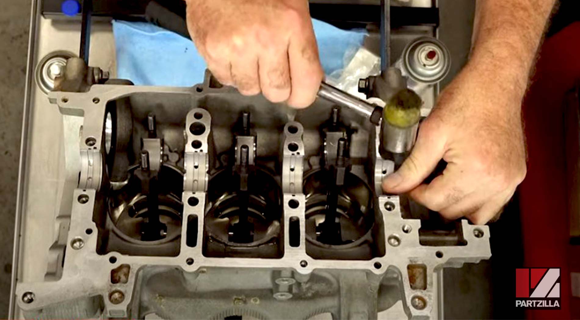 Yamaha YXZ1000R engine rebuild crankshaft bearing prep