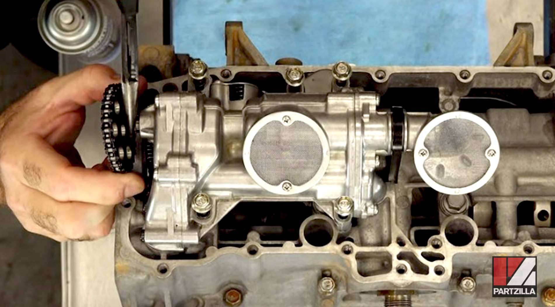 Yamaha YXZ1000R bottom end rebuild oil pump chain and gear