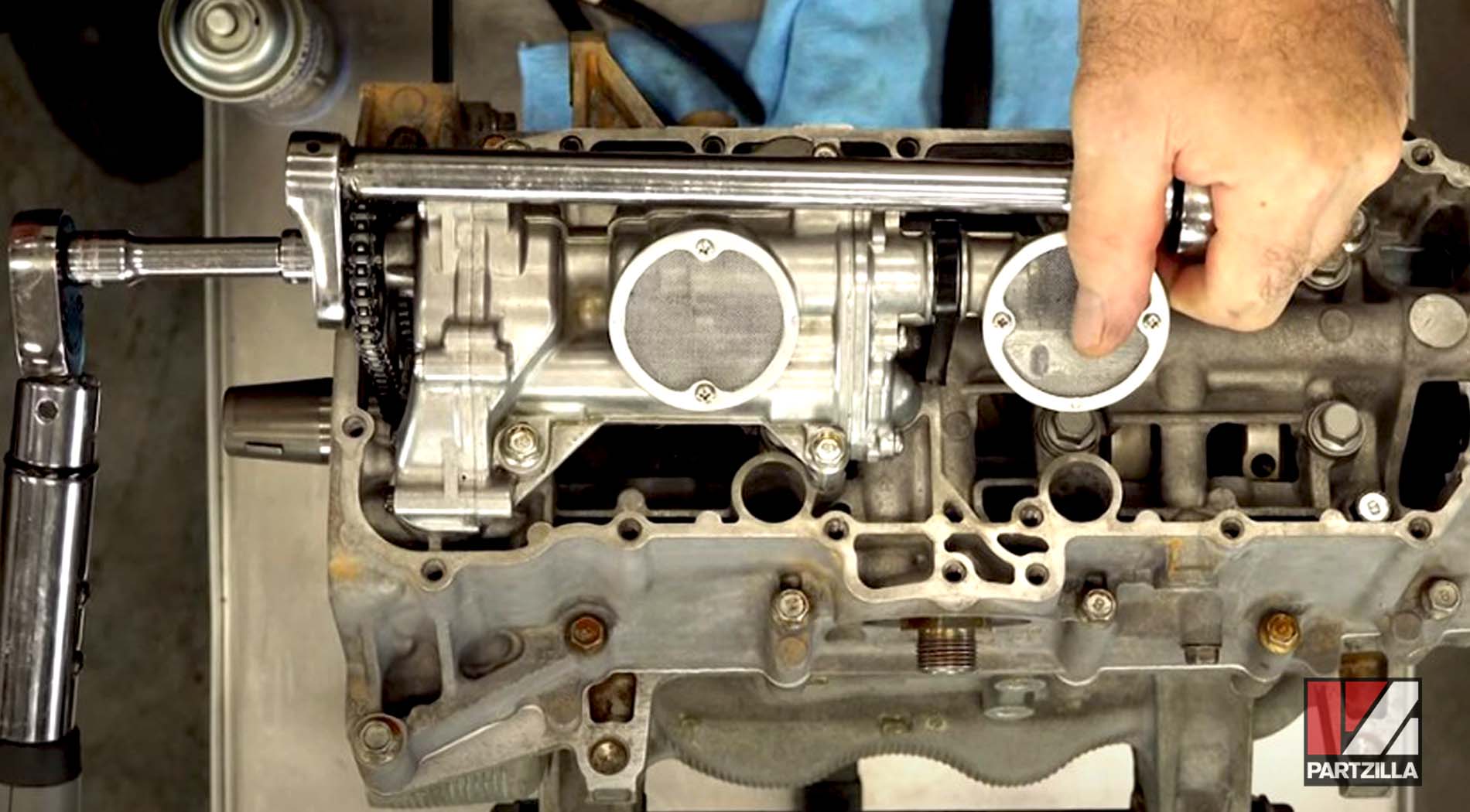 Yamaha YXZ1000R bottom end rebuild oil gear bolt