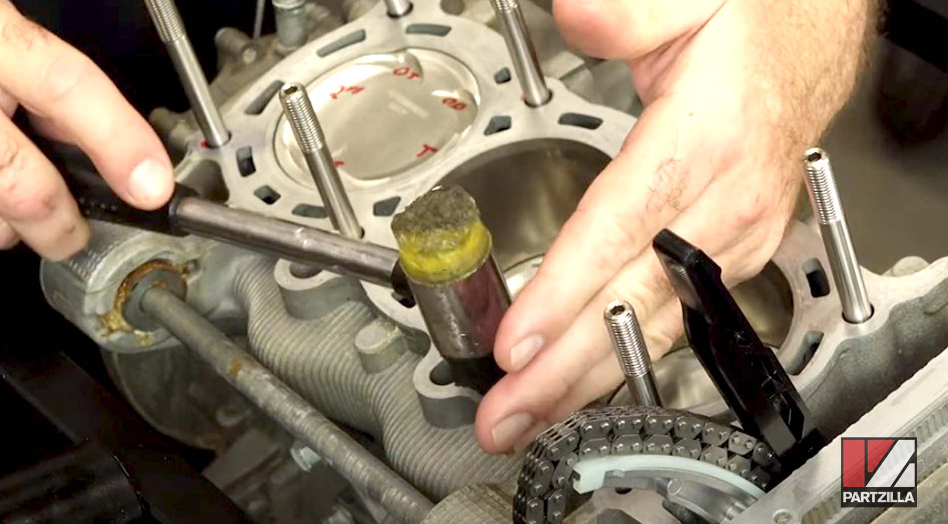 2016 Yamaha YXZ1000 SxS complete engine rebuild cylinder head installation