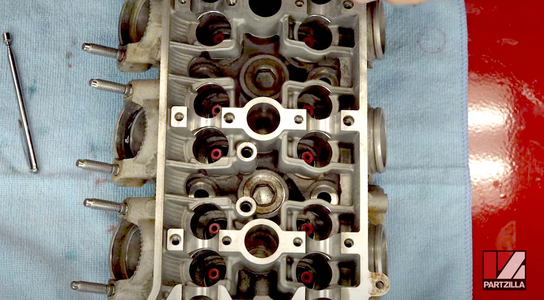 Yamaha YXZ1000R engine rebuild valves installation