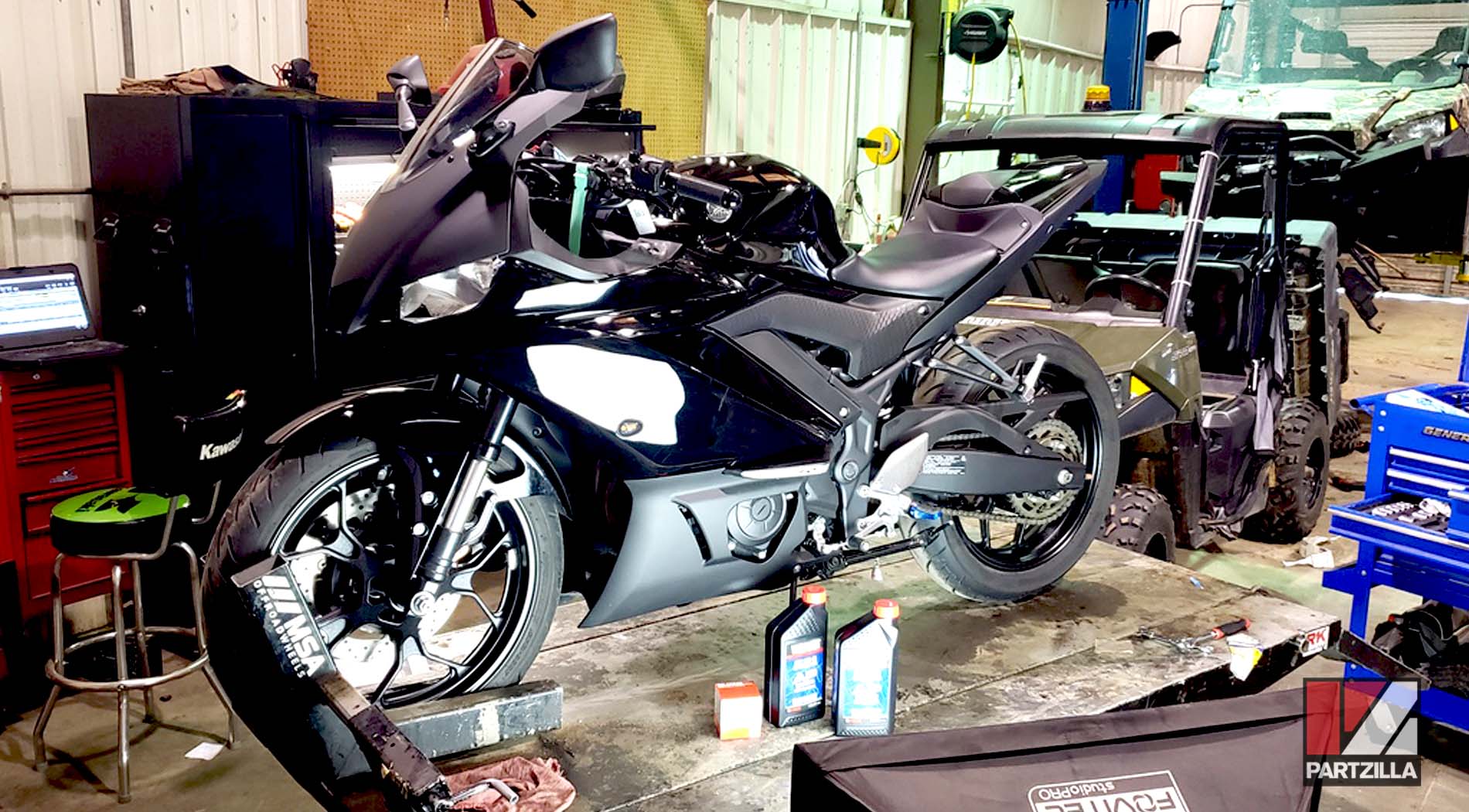 Yamaha R3 motorcycle oil change