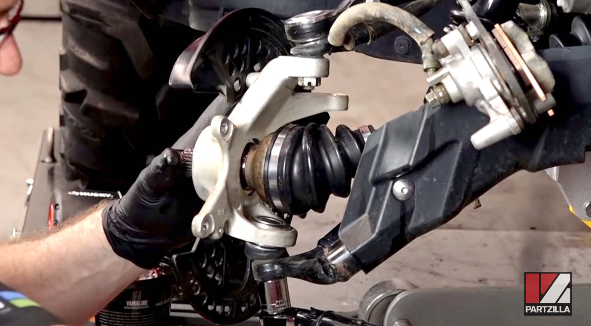 Yamaha Grizzly lower ball joint installation
